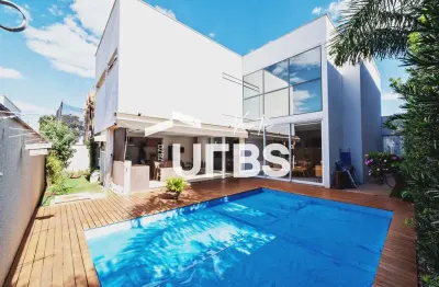 Casa com 4 quartos à venda na Rua GGC24, Residencial Goiânia Golfe Clube, Goiânia