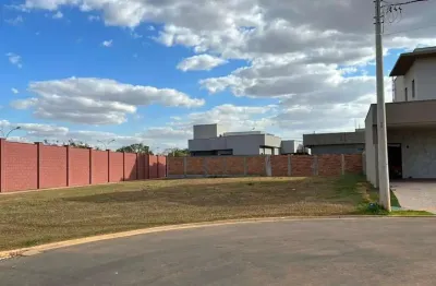 Terreno à venda na Avenida José Frauzino, Jardins Bolonha, Senador Canedo