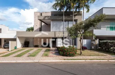 Casa em condomínio fechado com 4 quartos à venda na Avenida Diógenes Dolival Sampaio, Jardins Atenas, Goiânia
