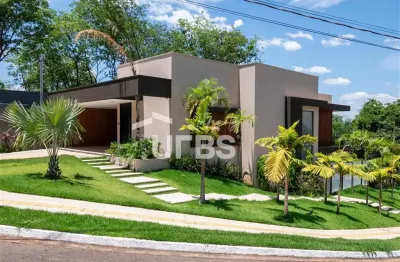 Condomínio do lago - casa de condomínio 4 quartos, sendo 4 suítes