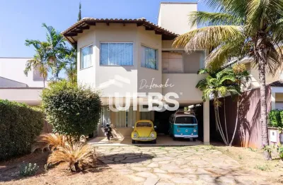 Casa com 4 quartos à venda na Rua SB 37, Loteamento Portal do Sol II, Goiânia