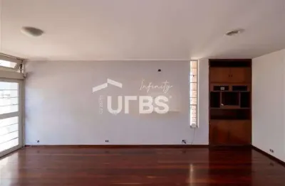 Casa comercial com 2 salas à venda na Rua 124, 150, Setor Sul, Goiânia