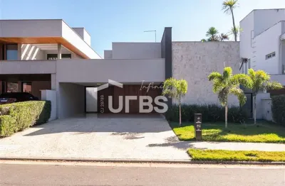 Casa em condomínio fechado com 4 quartos à venda na Avenida dos Jardins, Jardins Verona, Goiânia