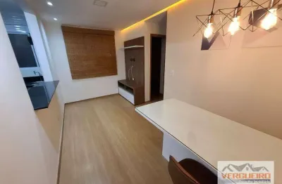 Apartamento 2 quartos, repleto de armários, ao lado da johnson