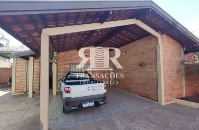 Casa com 3 dormitórios, 220m² à venda por R$ 700.000,00 -  Nova Esperança  - Bauru/SP