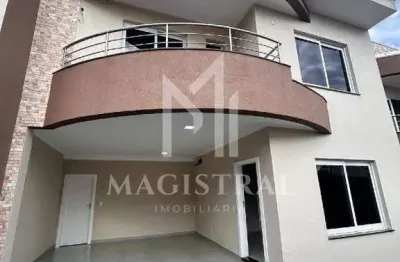 Sobrado Residencial com 3 Quartos (1 Suíte) em Cascavel – Parque São Paulo