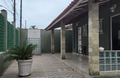 Casa com 3 quartos à venda na Rua Rio Paraná, 135, Estância Balneária Hawai, Caraguatatuba