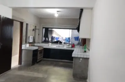 Casa com 4 quartos à venda na Rua Diviana, 210, Jardim Santo Antonio, São Paulo