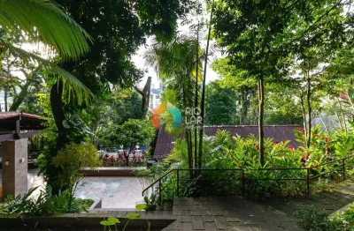 Apartamento, cosme velho, 2 quartos, sala em dois ambientes, varanda, vista livre, cozinha com armá