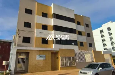 Vendo lindo apto de 3/4 sendo 01 suíte com 02 vagas de garagem no 1º andar e móv