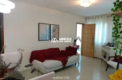 Apartamento térreo com quintal contendo 3/4 sendo 01 suite a poucos mts do shopp
