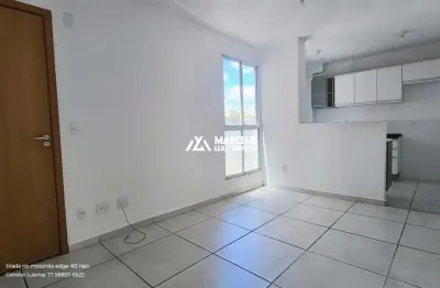 Vendo apartamento no 2º andar com  2 quartos,  armários planejados na cozinha em