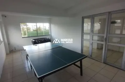 Vendo apartamento 2 quartos sendo 1 suíte com 02 vagas de garagem no 3º andar  c