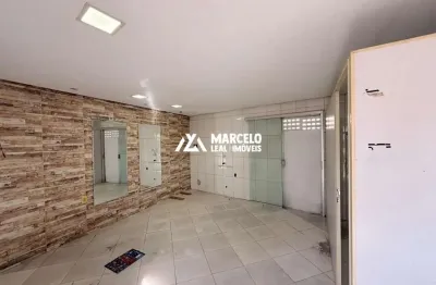 Alugo salão comercial com 30 m² na morada dos passaros i podendo ser usado pra d