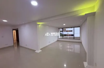 Vendo apto de 3 suítes, cozinha completa e  com 02 vagas de garagem no edificio