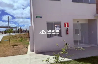 Vendo apto térreo de esquina com  2/4 sendo 01 suíte  com quintal no condominio