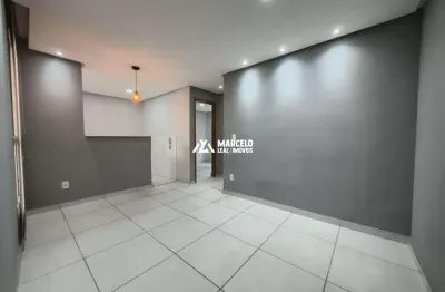 Vendo apartamento no 1º andar com  2 quartos,  em condomínio com completa infra