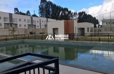 Vendo apto térreo de 2/4 sendo 01 suíte com quintal  novissimo em condominio no