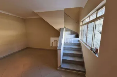 Sobrado com 2 dormitórios para alugar por r$ 3.500,00/mês - água fria - são paulo/sp