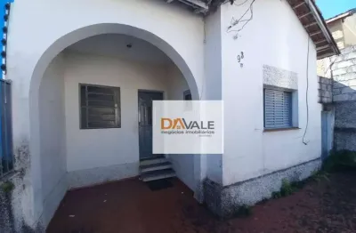 Oportunidade para construtor para projeto de ponto comercial ou kitnets.