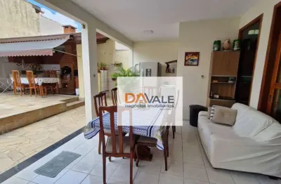 Belo sobrado em condomínio de fácil acesso em caçapava