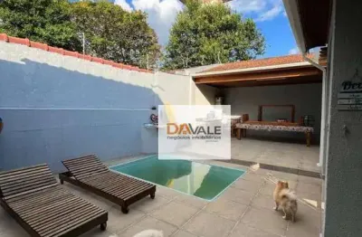 Linda casa com 4 dormitórios localizada em bairro valorizado.