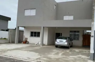 Sobrado espaçoso de 4 dormitórios no terras do vale