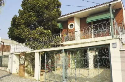 Sobrado com 3 dormitórios e churrasqueira à venda, 244 m² - jardim icatu - votorantim/sp