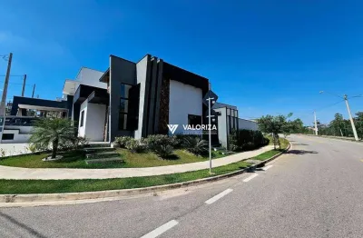 Casa mobiliada com piscina à venda em condomínio fechado em sorocaba