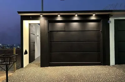 Casa com 2 quartos, suíte e closet no quinta alto umuarama, uberlândia