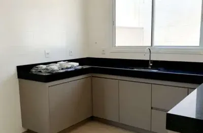 Casa 3 quartos, armários planejados, condomínio casas alto paradiso em uberlândia/mg, bairro granja marileusa.