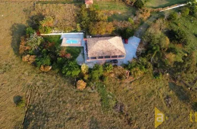 Chácara / sítio com 3 quartos à venda na estr. mun. braz de souza mello, 500, zona rural, guararema, 216 m2 por r$ 1.200.000