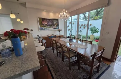 Linda casa à venda, com 4 dormitórios, 2 suítes, com 249m² com jardim, com 4 vagas, vila gilda, santo andré