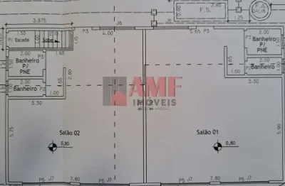 Três salões comerciais no térreo + apartamento sobre loja