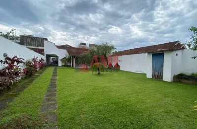 Casa com 3 quartos à venda no Centro, Itanhaém 