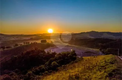 Terreno à venda na Municipal Bom Jesus Dos Perdões - Guaxinduva, --, Centro, Bom Jesus dos Perdões