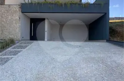 Sobrado com 3 quartos à venda em condomínio vale das águas - sp