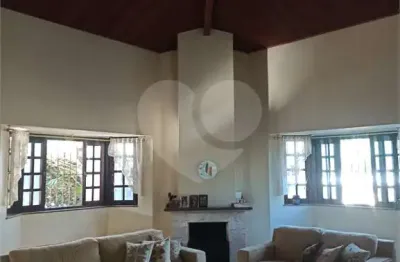 Casa com 3 quartos à venda na Fernando Pessoa, --, Vila Esperia ou Giglio, Atibaia