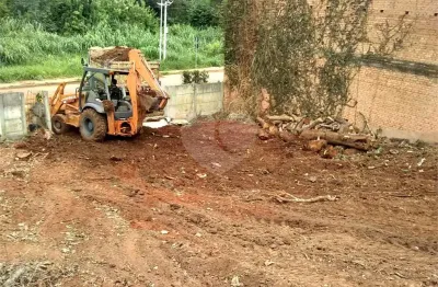 Terreno à venda na Avenida Cinamomos, --, Jardim dos Pinheiros, Atibaia