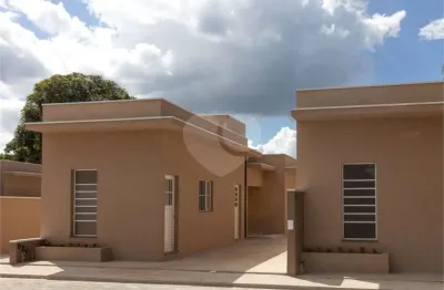 Casa com 2 quartos à venda no Jardim Santa Fé, Bom Jesus dos Perdões 