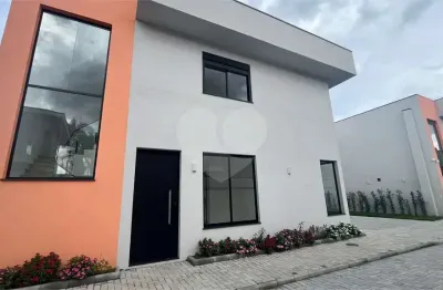 Casa em condomínio fechado com 3 quartos à venda na Vila Petrópolis, Atibaia 