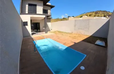 Casa com 3 quartos à venda na Yukio Sakata, --, Centro, Bom Jesus dos Perdões