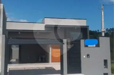 Casa com 3 quartos à venda na Padre Sebastião, --, Centro, Bom Jesus dos Perdões