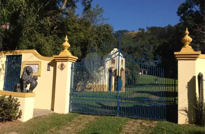 Fazenda à venda na Rodovia André Franco Montoro, --, Centro, Piracaia
