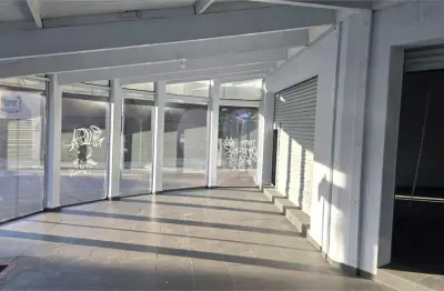 Ponto comercial para alugar na Alameda Professor Lucas Nogueira Garcez, --, Vila Thais, Atibaia