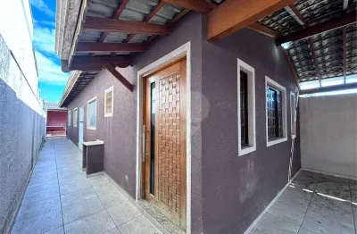 Casa com 2 quartos à venda na Da Flor De Maio, --, Nova Cerejeira, Atibaia
