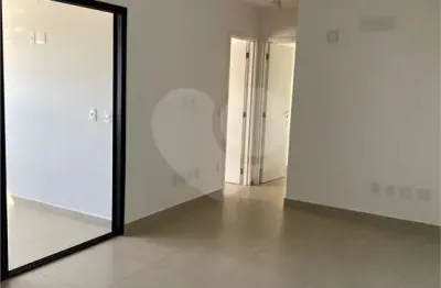 Apartamento com 2 quartos à venda na Avenida Dona Gertrudes, --, Alvinópolis, Atibaia