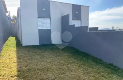 Casa com 2 quartos à venda na Rua Romeu Helena, --, Vila Santa Helena, Atibaia