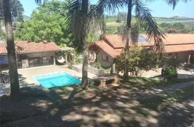 Chácara / sítio com 3 quartos à venda na Zona Rural, Piracaia 