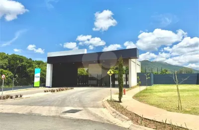 Terreno à venda no San Fernando Valley, Atibaia 